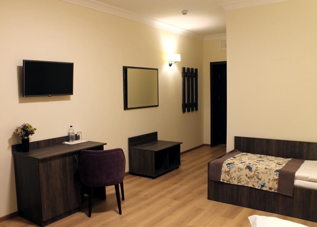 Non-Stop Economy Hotel Boryspilʼ Esterno foto