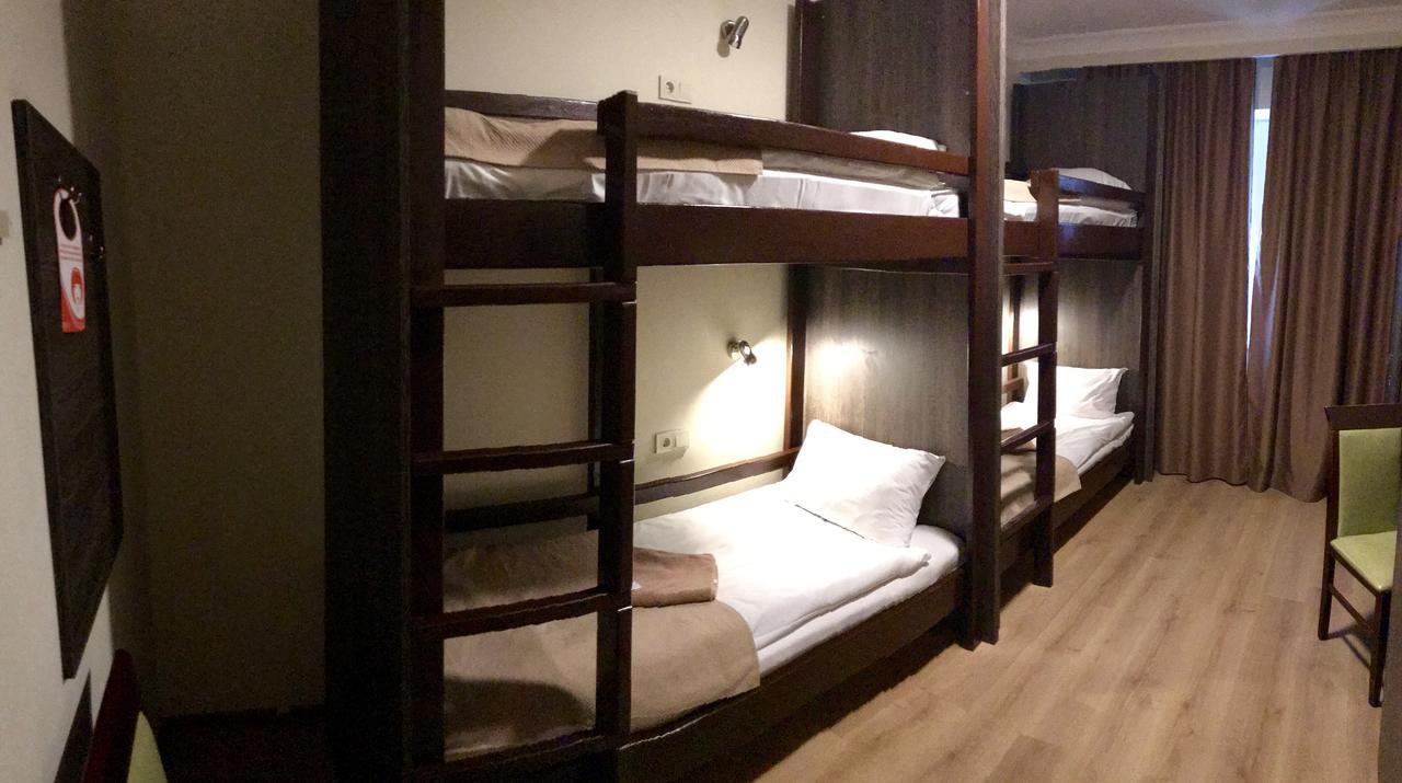 Non-Stop Economy Hotel Boryspilʼ Esterno foto