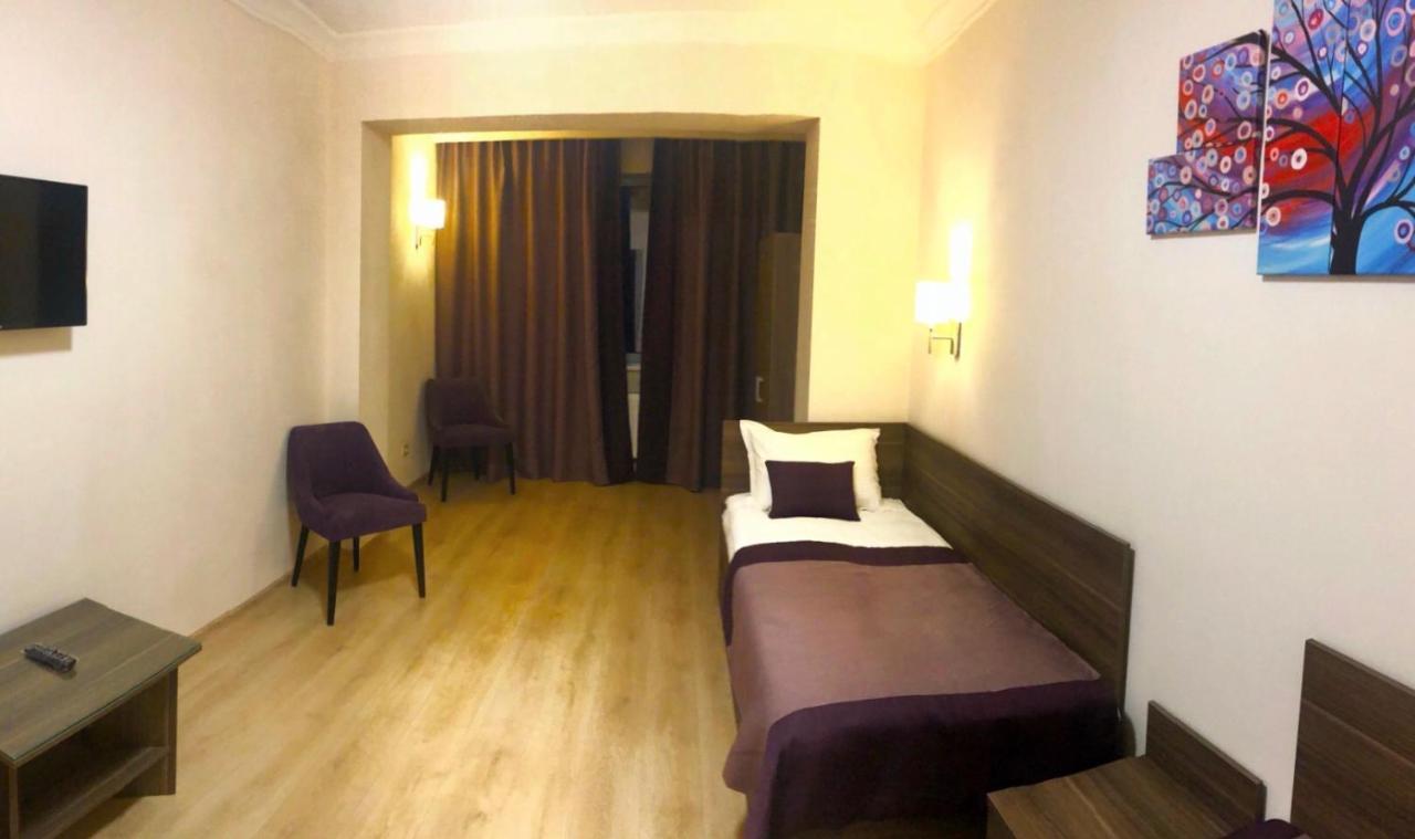 Non-Stop Economy Hotel Boryspilʼ Esterno foto